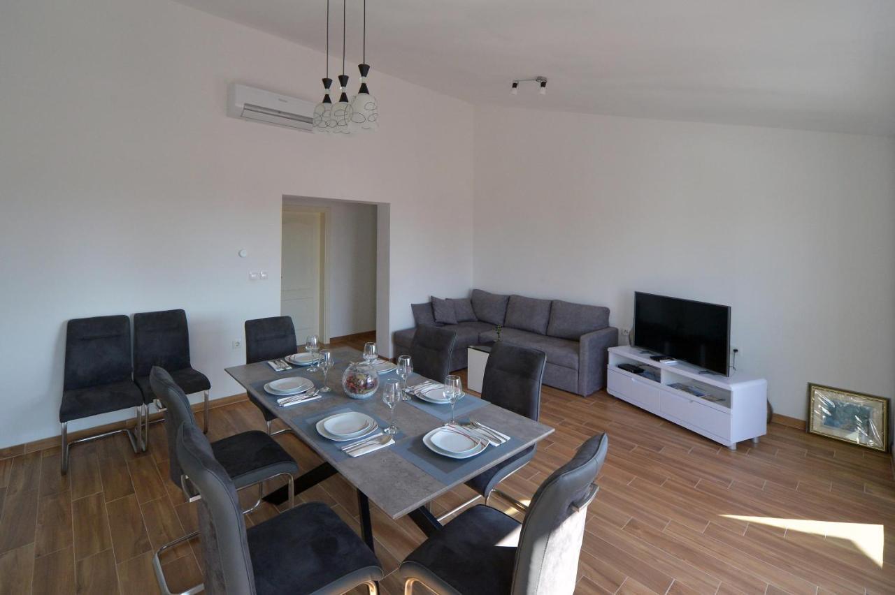 Apartman New 9 Minutes From Split Airport Kastela