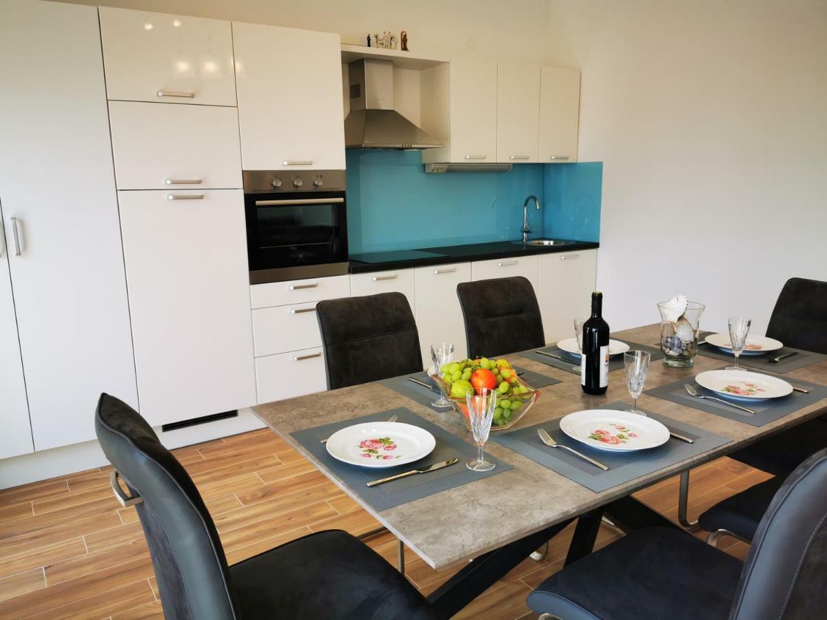New 9 Minutes From Split Airport Kastela